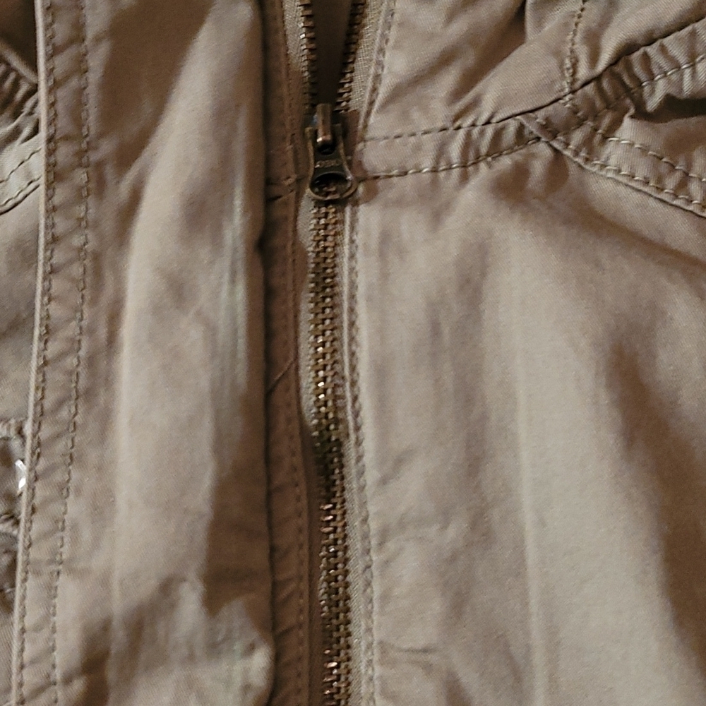 Spring jacket size Medium - Picture 5 of 7